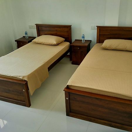 Sounds Of Nature Mini Hotel Mirissa Rom bilde